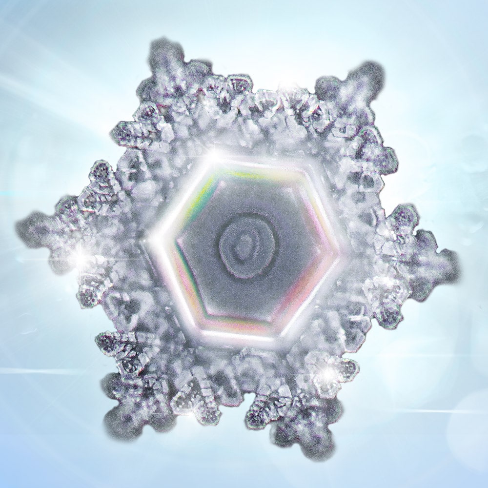 Featured image for “Masaru Emoto – Die Einwirkung von Schwingungen auf Wasserkristalle”